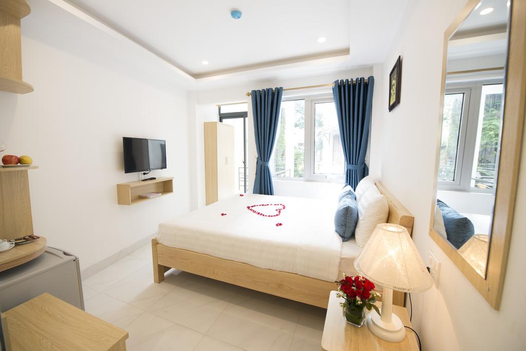 Ha Noi Holiday Center Hotel Hanoi Exterior photo