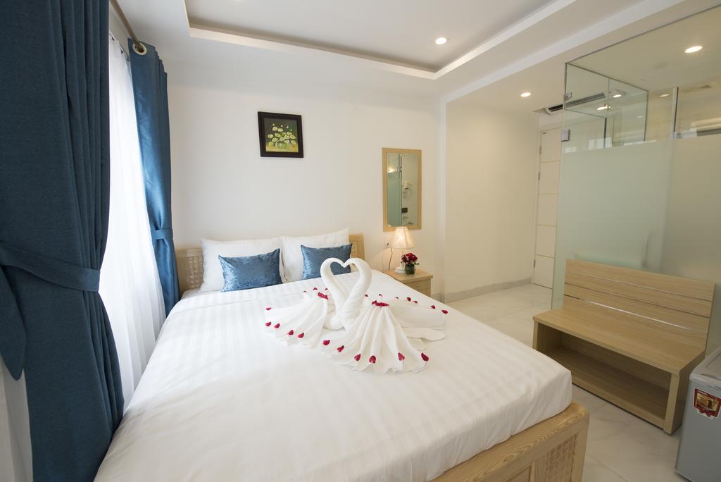 Ha Noi Holiday Center Hotel Hanoi Exterior photo