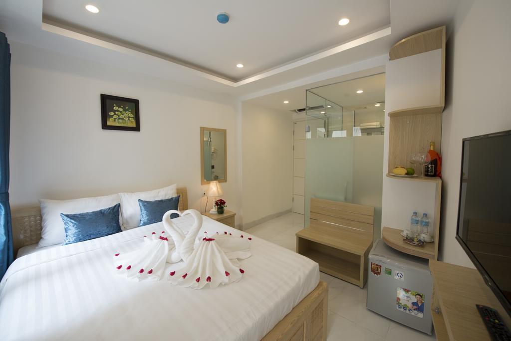 Ha Noi Holiday Center Hotel Hanoi Exterior photo