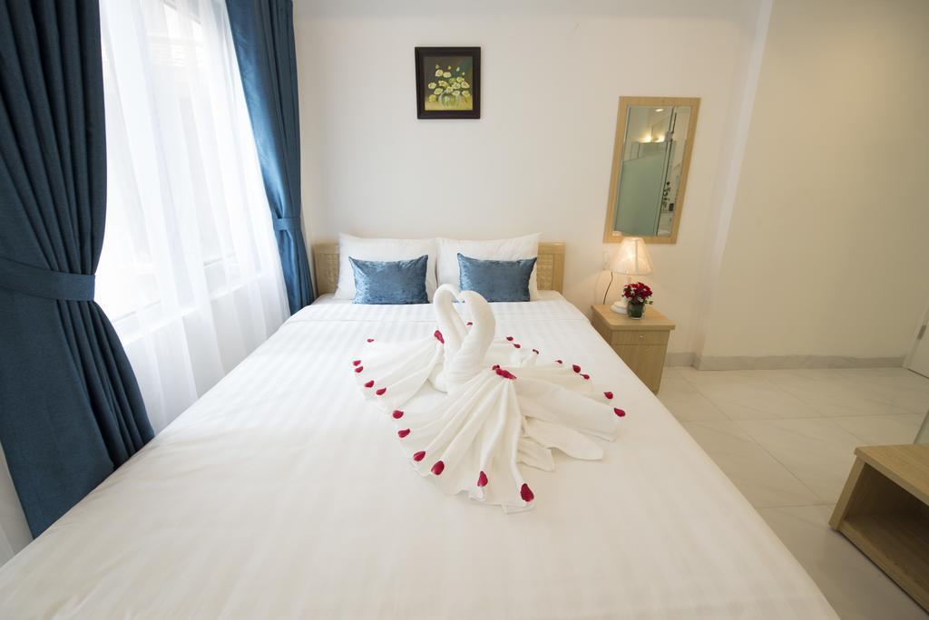 Ha Noi Holiday Center Hotel Hanoi Exterior photo