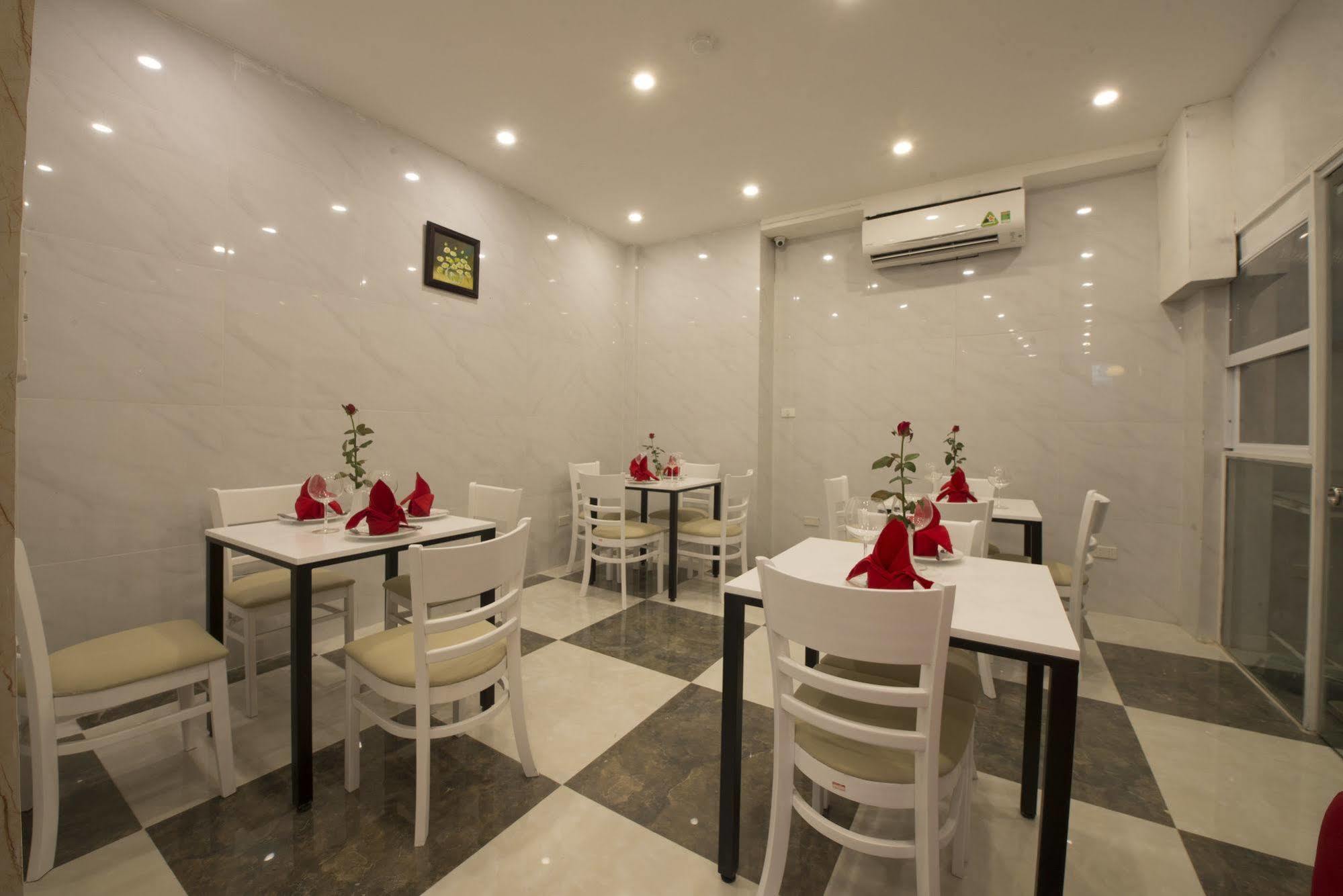 Ha Noi Holiday Center Hotel Hanoi Exterior photo